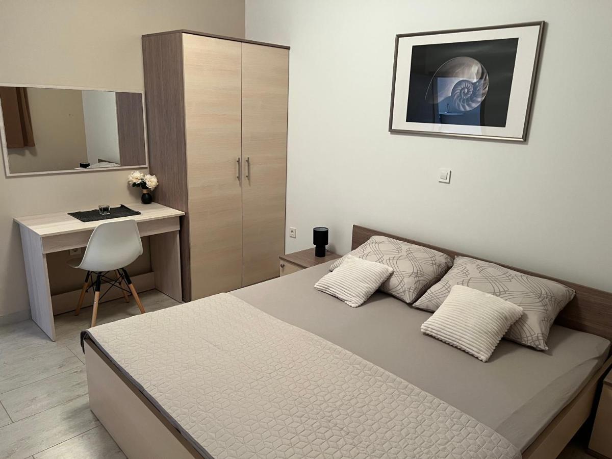 Apartmani Nina I Niko อูกล์ยัน ห้อง รูปภาพ