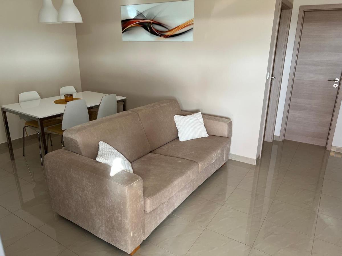 Apartmani Nina I Niko อูกล์ยัน ห้อง รูปภาพ